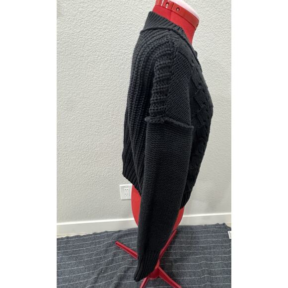 Chunky Knit Black Pullover Sweater Leaf Pattern Casual Cozy - Picture 4 of 7